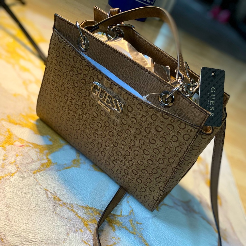 Guess purse